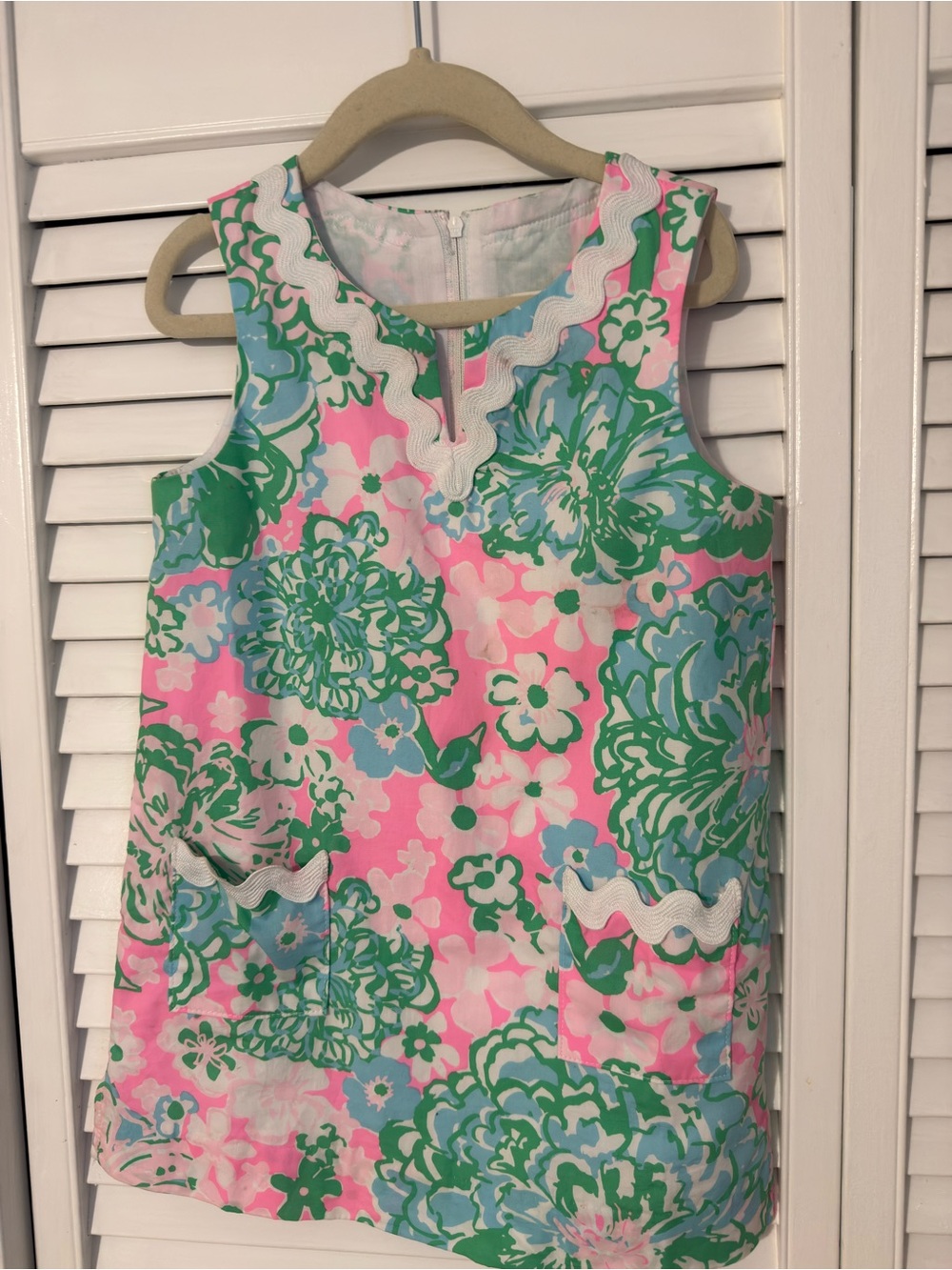 Lilly Pulitzer Pink, Green & Light Blue Floral Dress with White Scalloped Trim